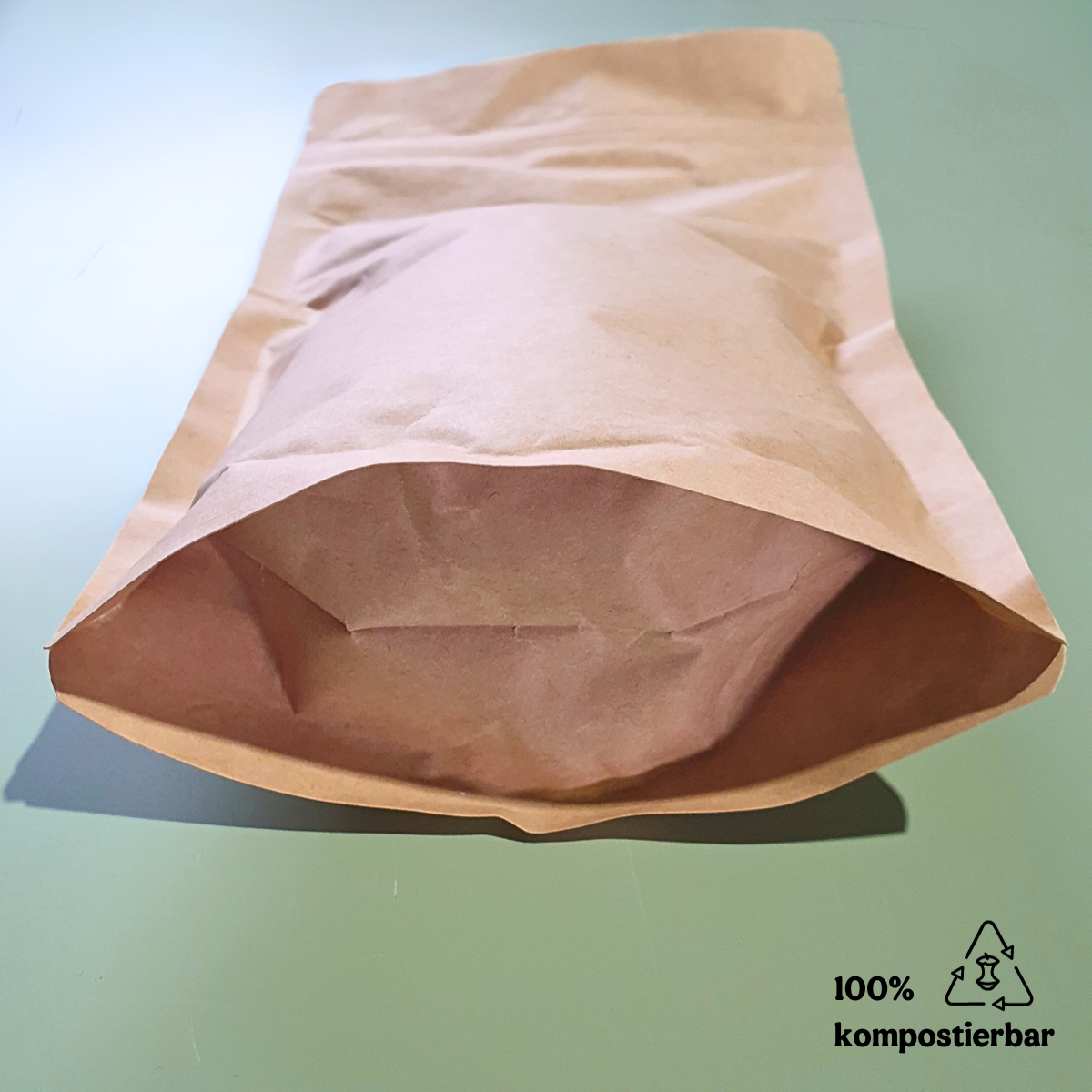 Standbodenbeutel aus Kraftpapier mit plastikfreier Beschichtung und Druckverschluss - kompostierbar